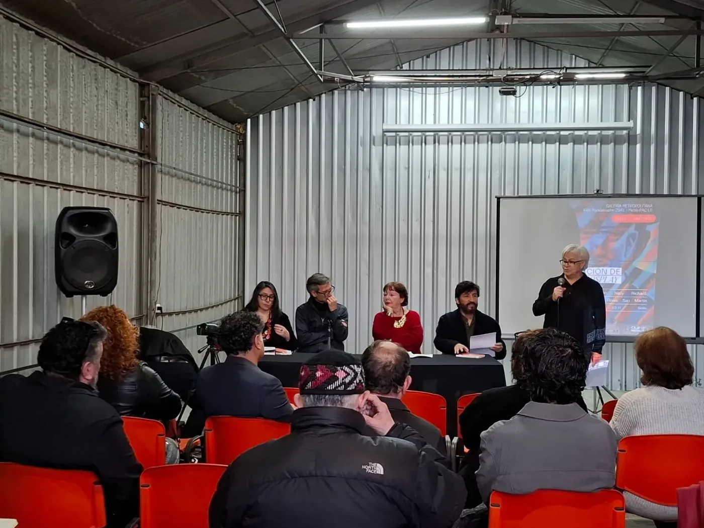 Presentación del libro Fascismo cosplay en Galería Metropolitana